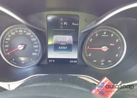 2016 Mercedes-Benz C 300 4Matic z USA, uszkodzony, nr VIN 55SWF4KB5GU162568